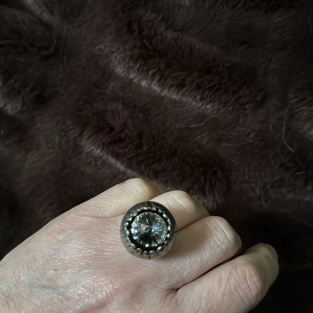 Konplott Elegant Silver-Toned Ring - Picture 4 of 6